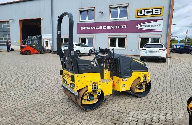 Bomag BW 100 AD M-5 Dvojni valjarji