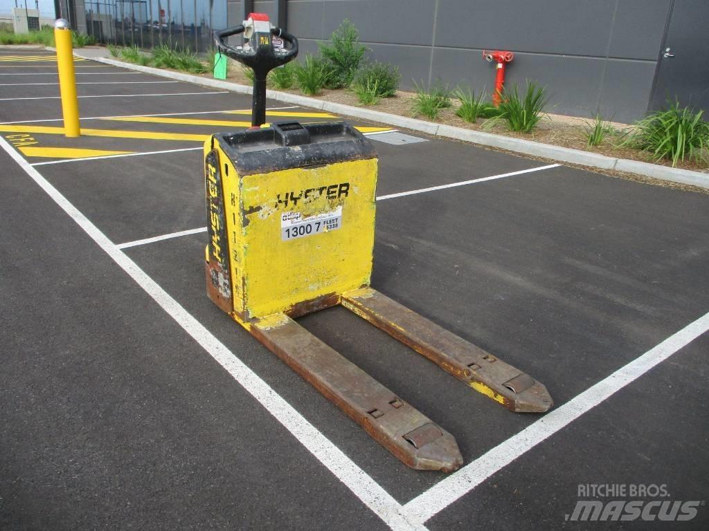 Hyster P2.0 Električni nizko dvižni viličar