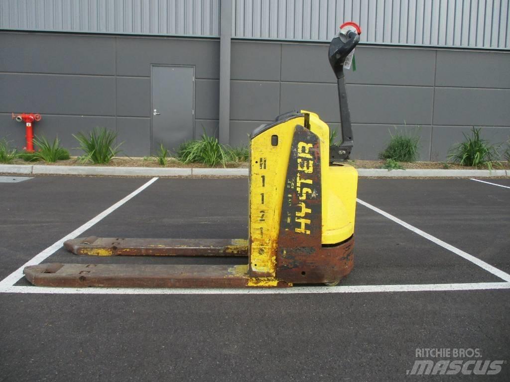 Hyster P2.0 Električni nizko dvižni viličar