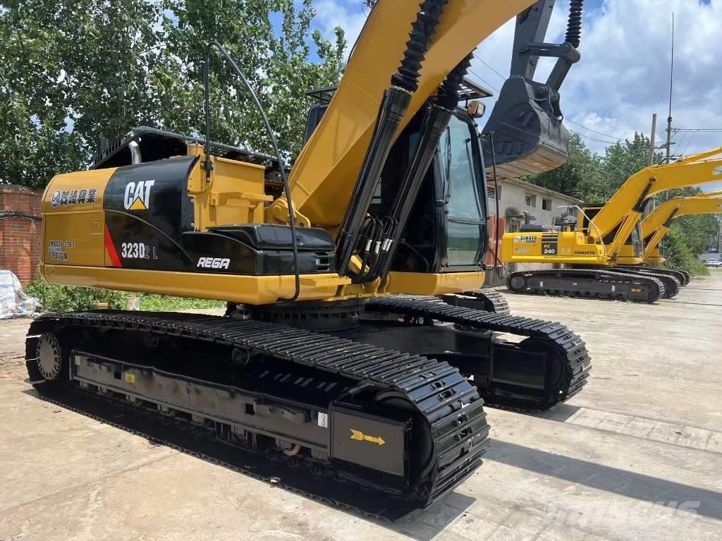 CAT 323d2l Midi bagri 7t – 12t