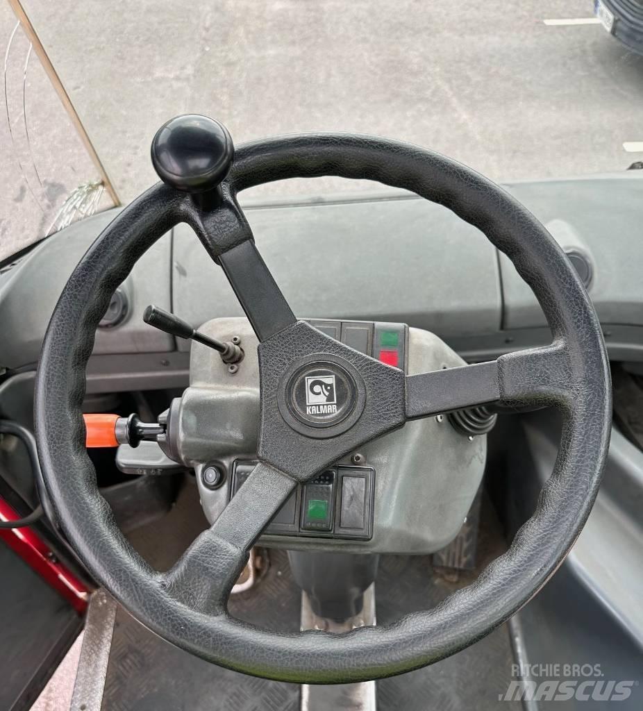 Kalmar TR 618 i Terminalni vlačilci