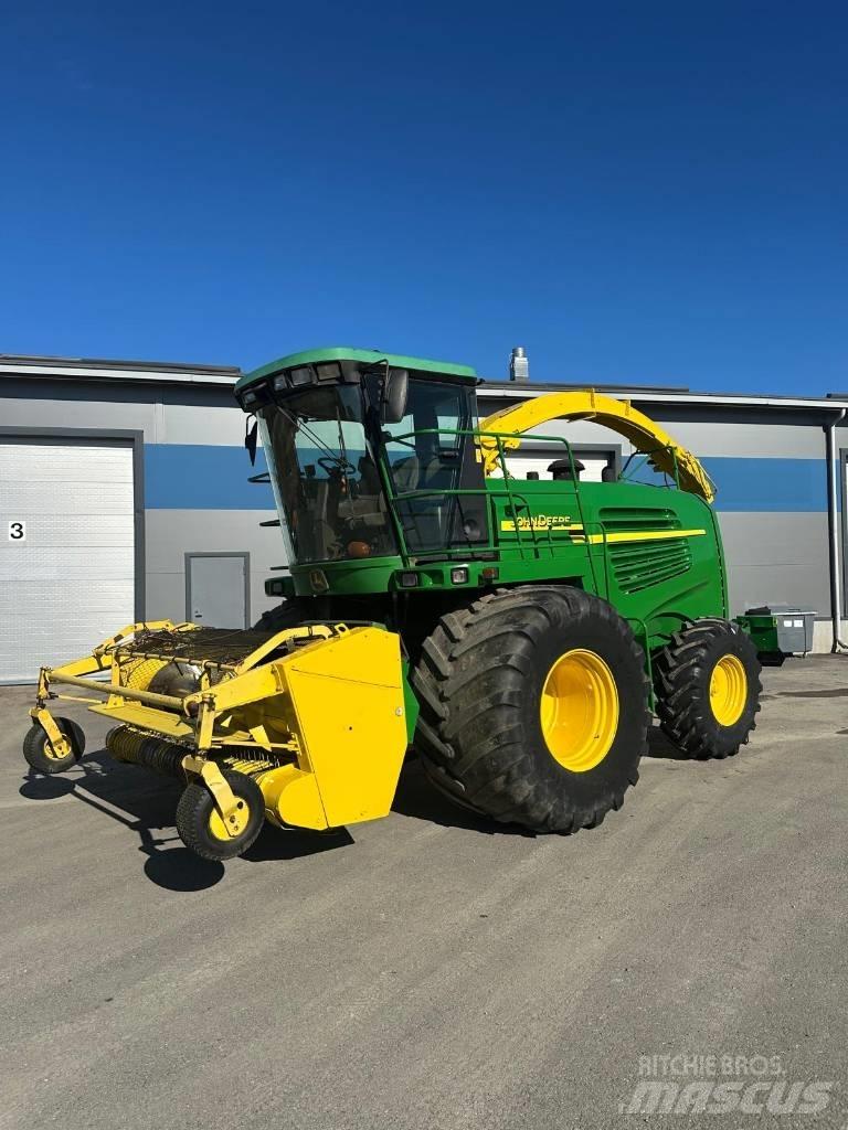 John Deere 7200 Stroji za krmo na lastni pogon