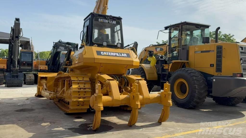 CAT D 6 G Buldožerji goseničarji