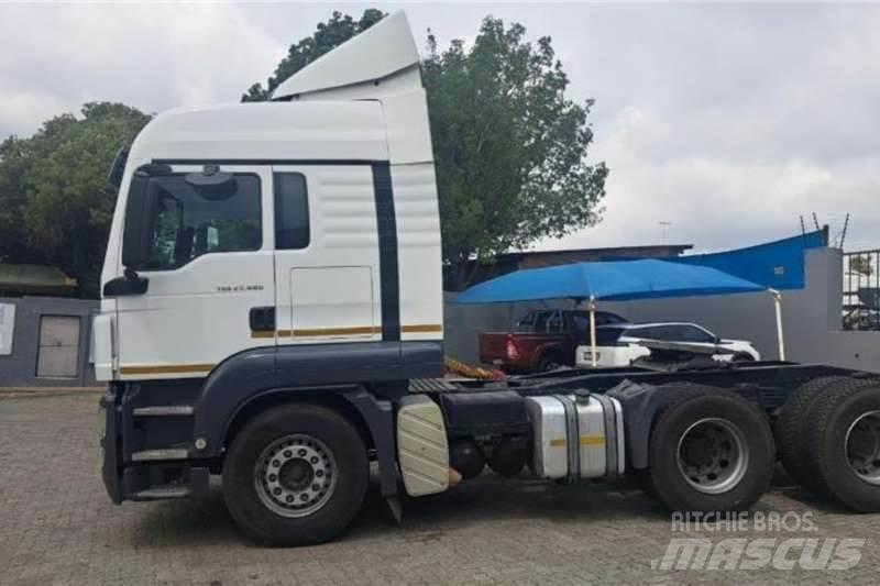 MAN 27.480 Drugi tovornjaki