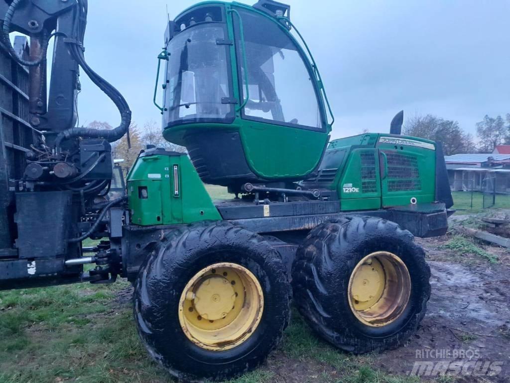 John Deere 1210 E Forwarderji