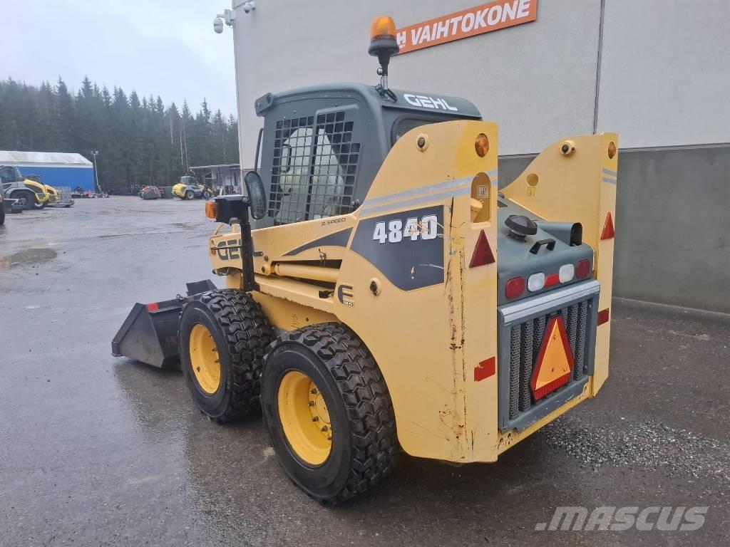 Gehl 4840 Skid steer mini nakladalci