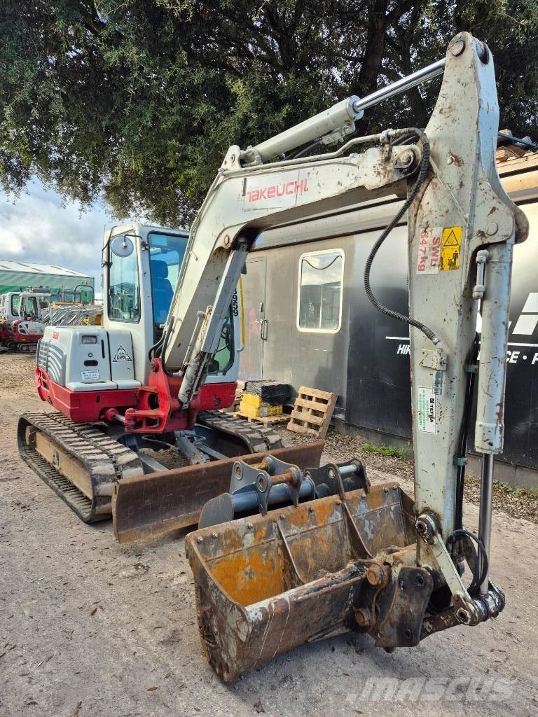 Takeuchi TB250 Mini bagri <7t
