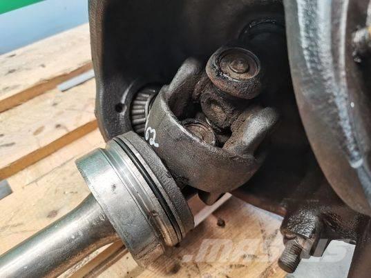 CAT TH 82 reducer Menjalnik