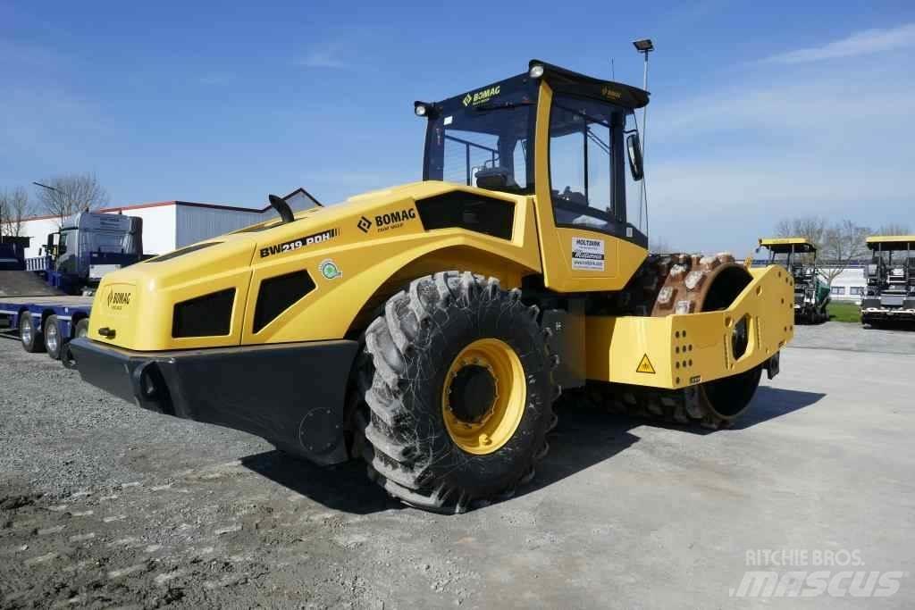 Bomag BW 219 PDH-5 Kompaktorji tal