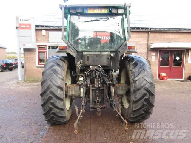 Valtra T190 Traktorji