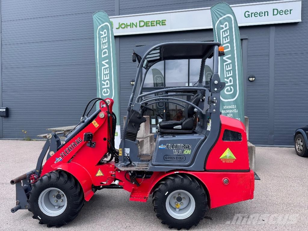 Flexitrac 1140 Večnamenski nakladalci