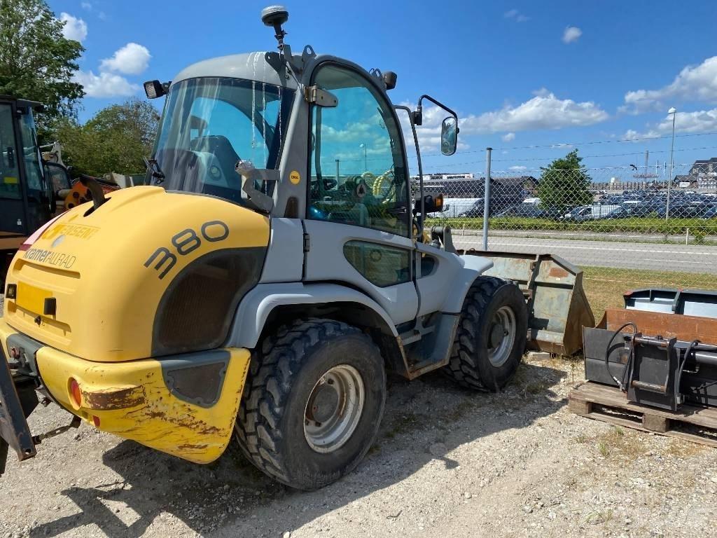 Kramer-allrad 380 Kolesni nakladalci