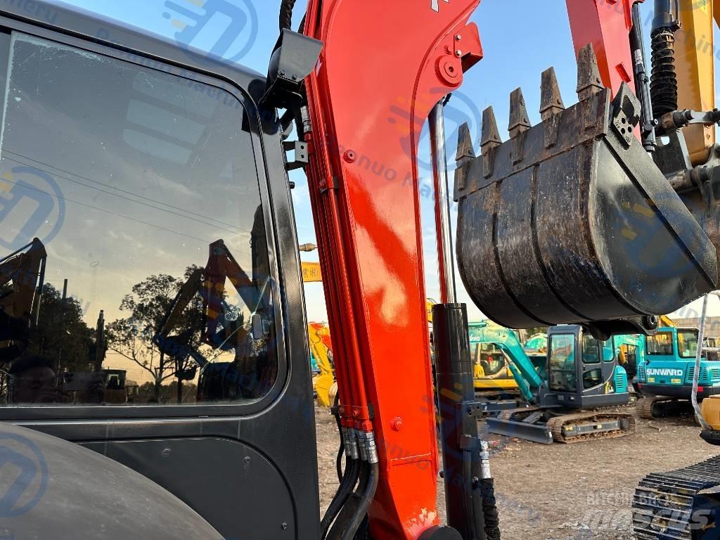 Kubota KX165 Mini bagri <7t