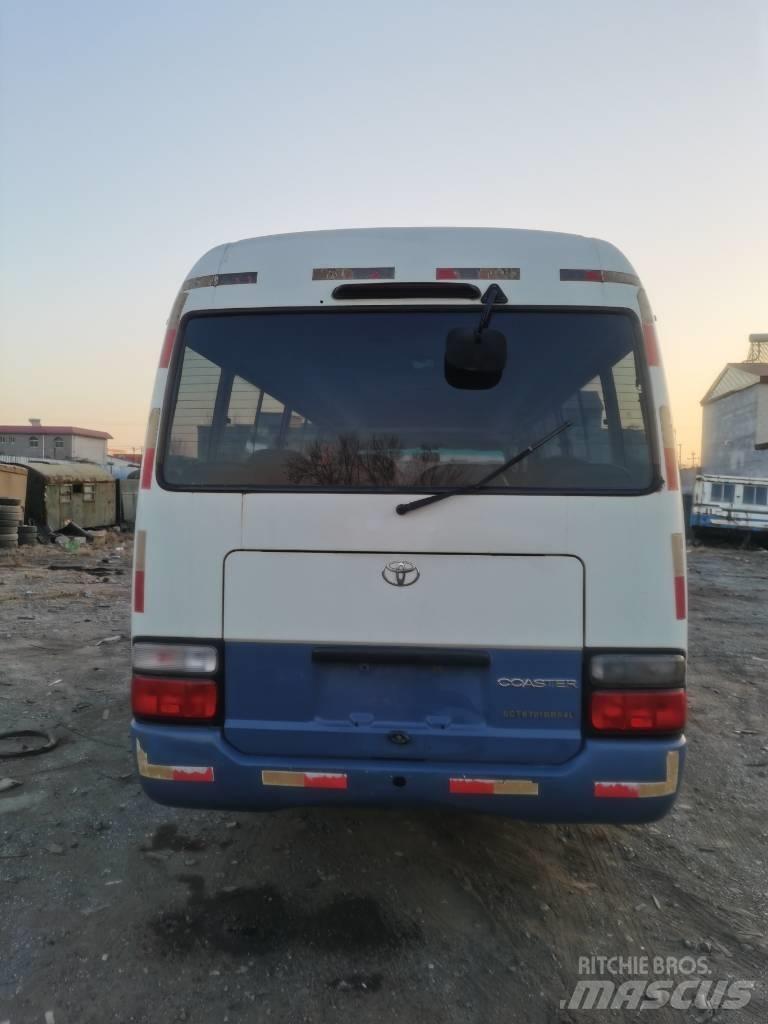 Toyota Coaster Bus Mini avtobusi