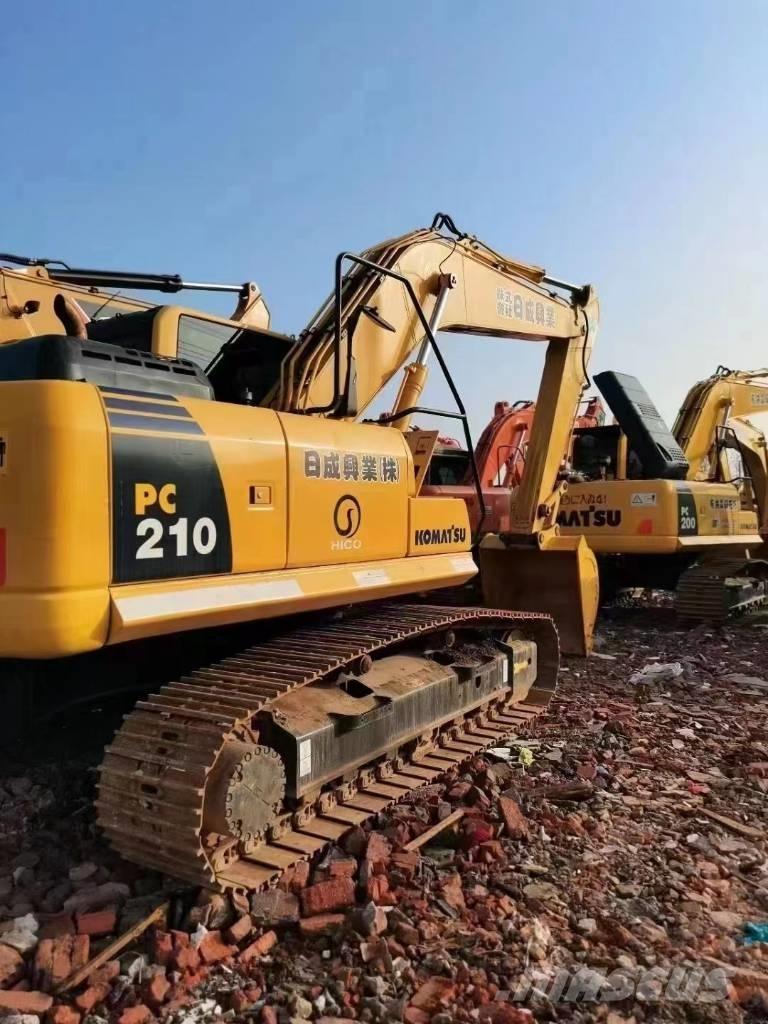 Komatsu pc 210 Bagri goseničarji