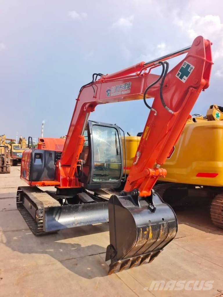Hitachi ZX 70 Midi bagri 7t – 12t