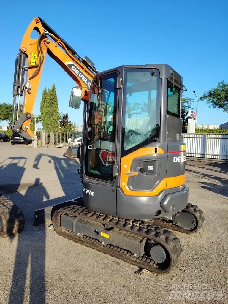 Doosan DX27Z-7 Mini bagri <7t