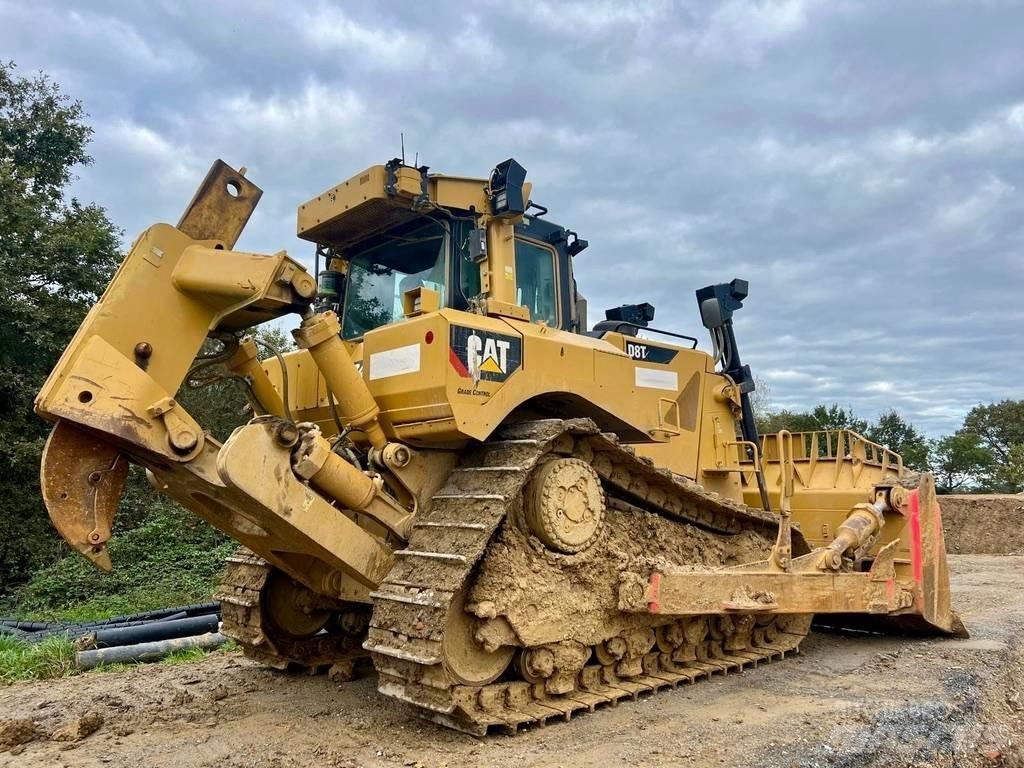 CAT D 8 T Buldožerji goseničarji