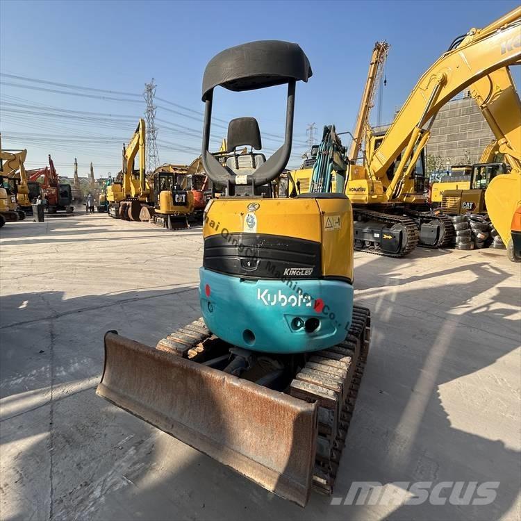 Kubota 30 Bagri goseničarji