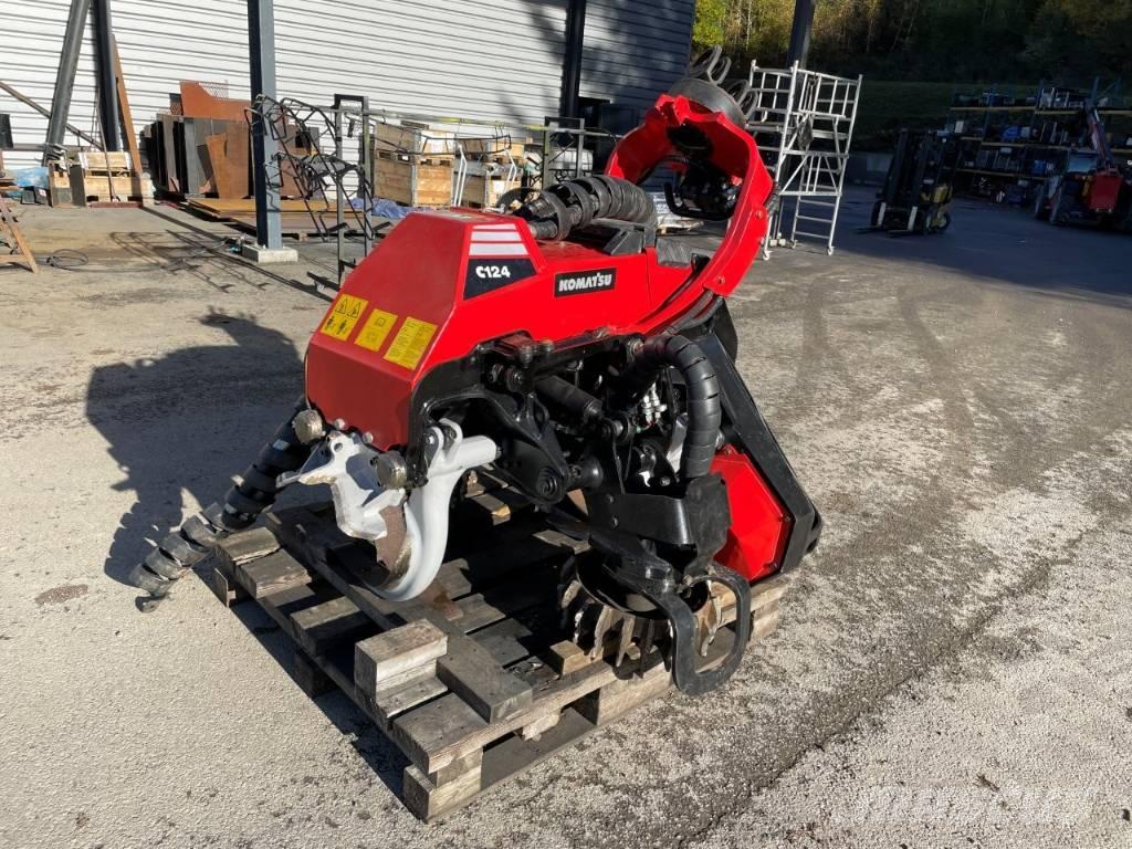 Komatsu C 124 Harvesterji