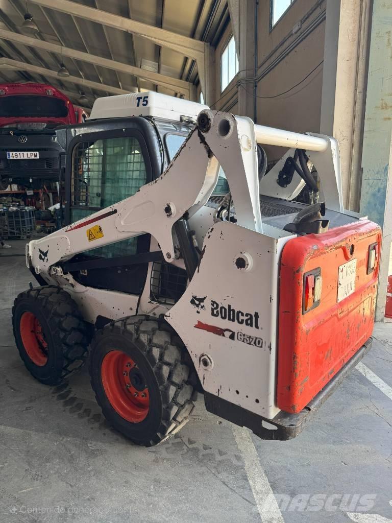 Bobcat S570 Skid steer mini nakladalci