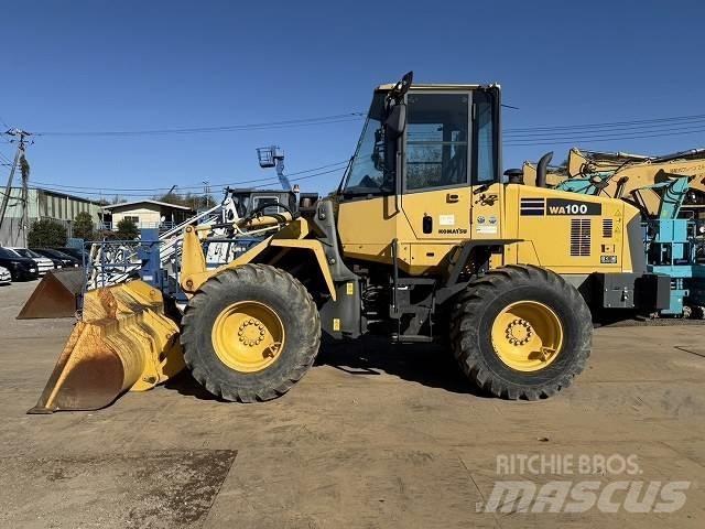 Komatsu WA 100-6 Kolesni nakladalci