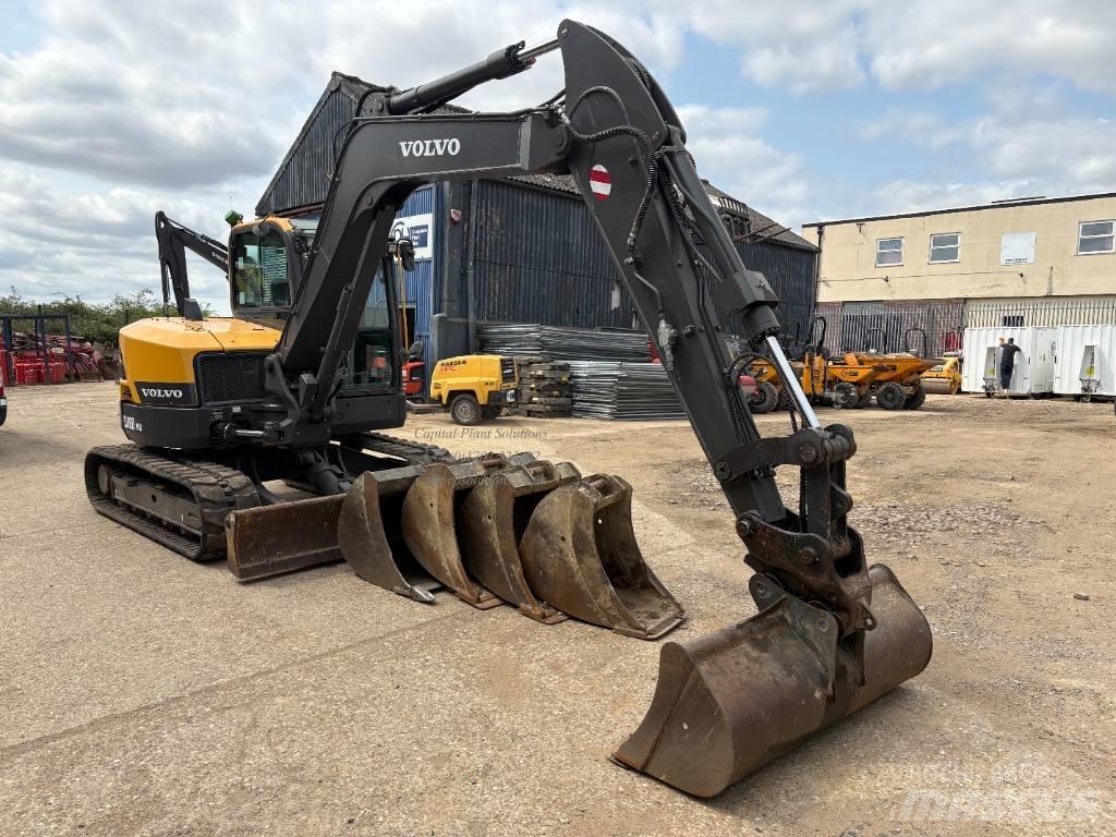 Volvo ECR 88 D PRO Midi bagri 7t – 12t
