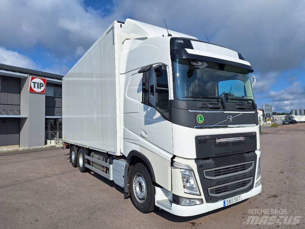 Volvo FH 500 Tovornjaki zabojniki