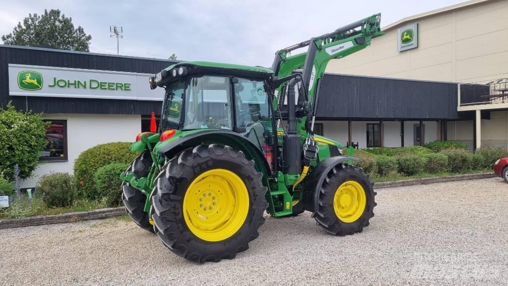 John Deere 5100M Traktorji