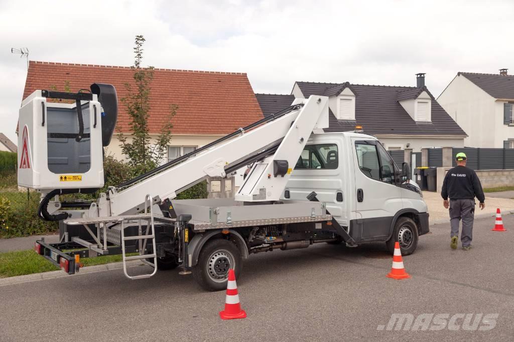 Iveco IS35SI2AA Avtokošare