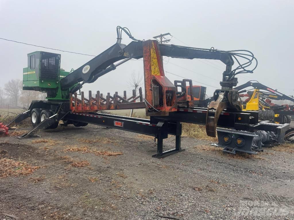 John Deere 437 D Nakladalci za les