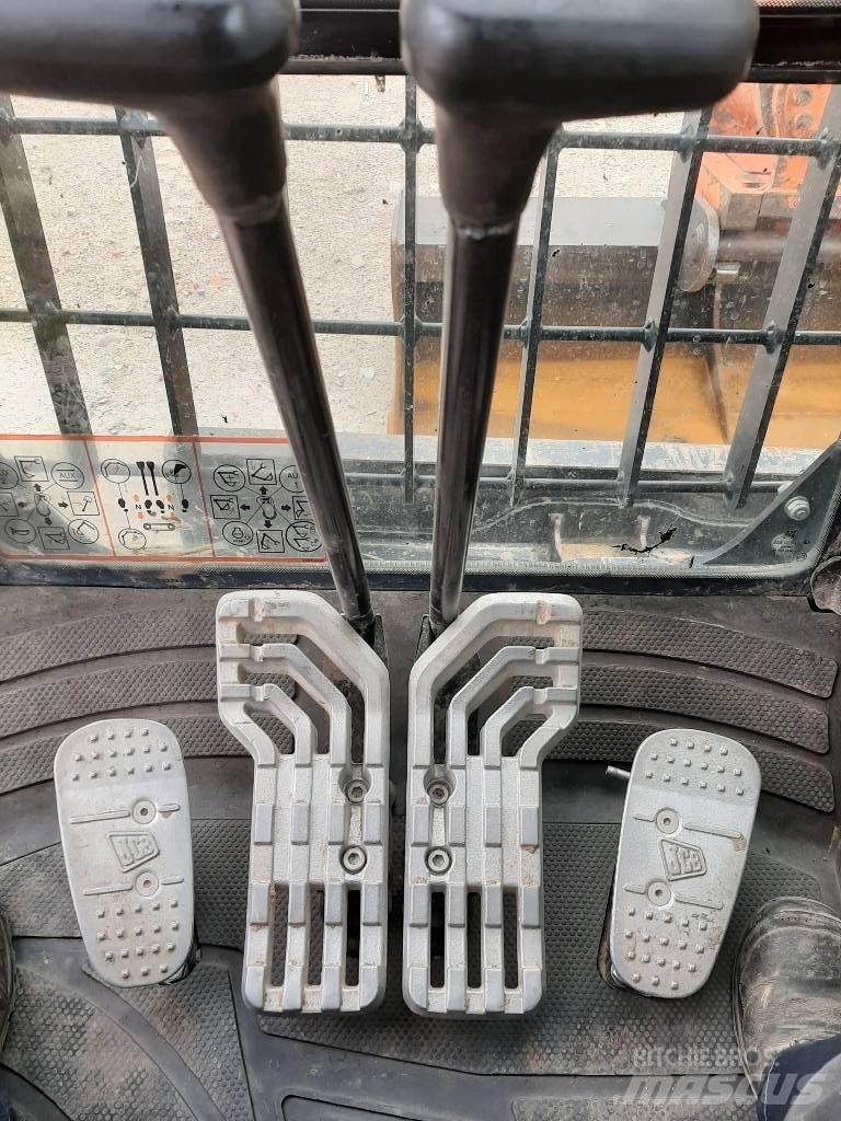 JCB JZ141 LC Bagri goseničarji