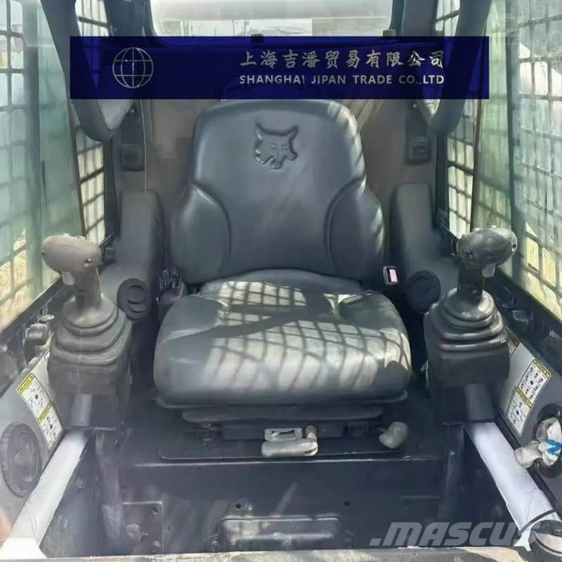 Bobcat S 330 Skid steer mini nakladalci