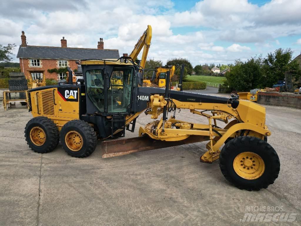 CAT 140 M Grederji