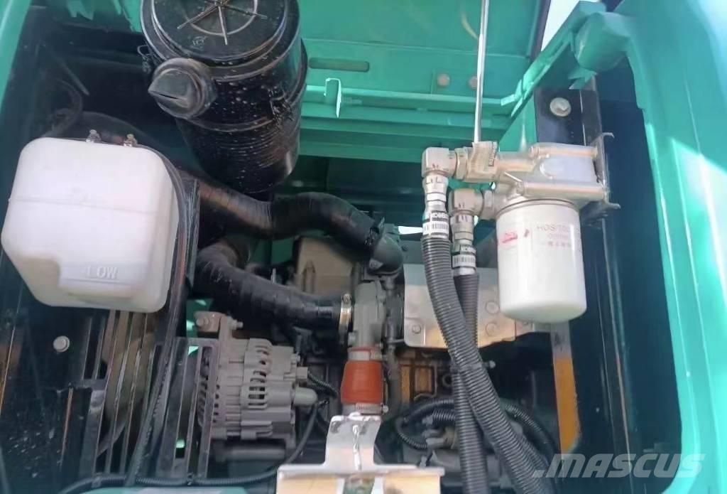 Kobelco 75 Bagri goseničarji