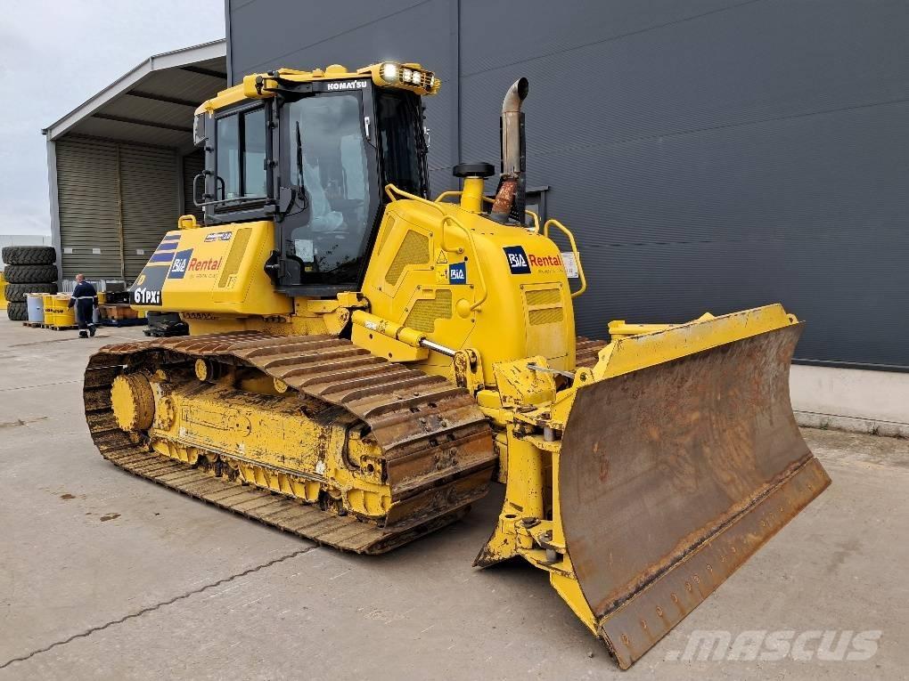Komatsu D61PXI-24E0 Buldožerji goseničarji