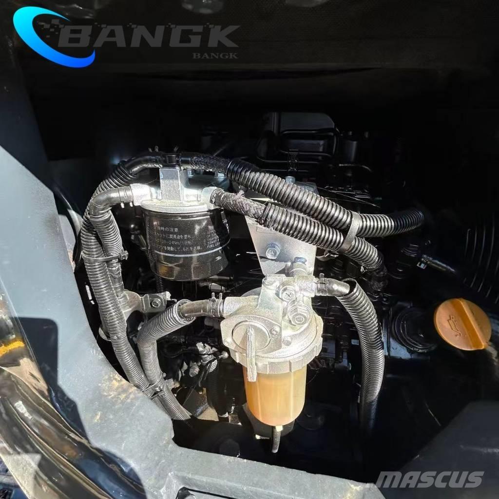 Komatsu PC 30 Bagri goseničarji