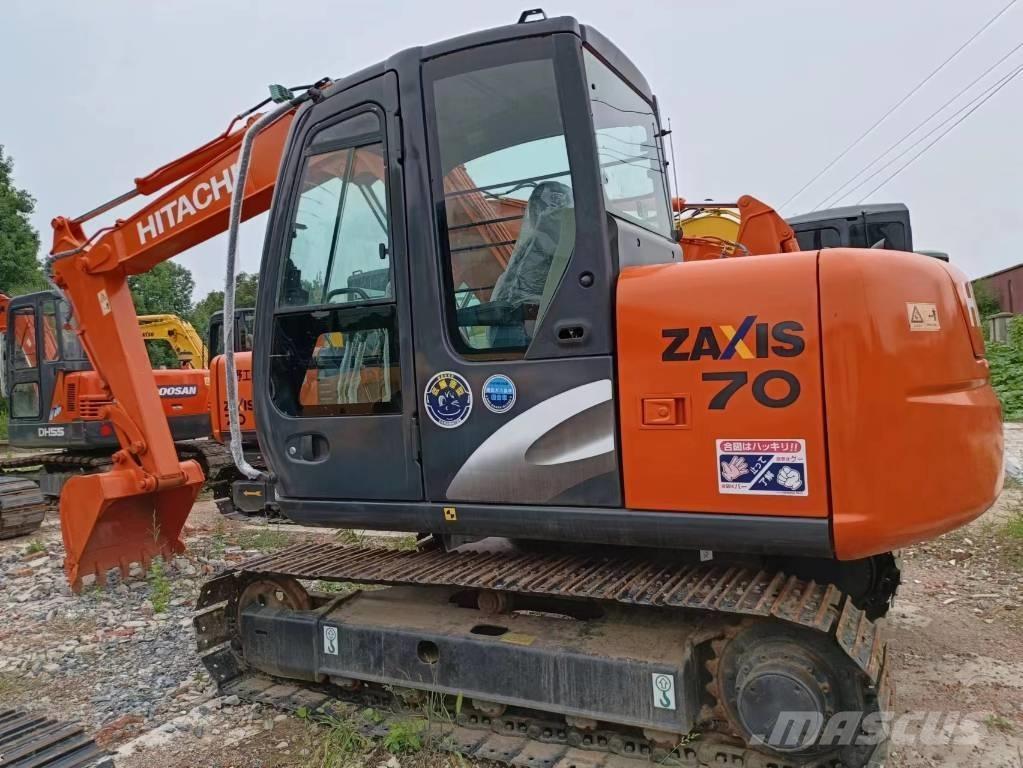 Hitachi ZX70 Mini bagri <7t
