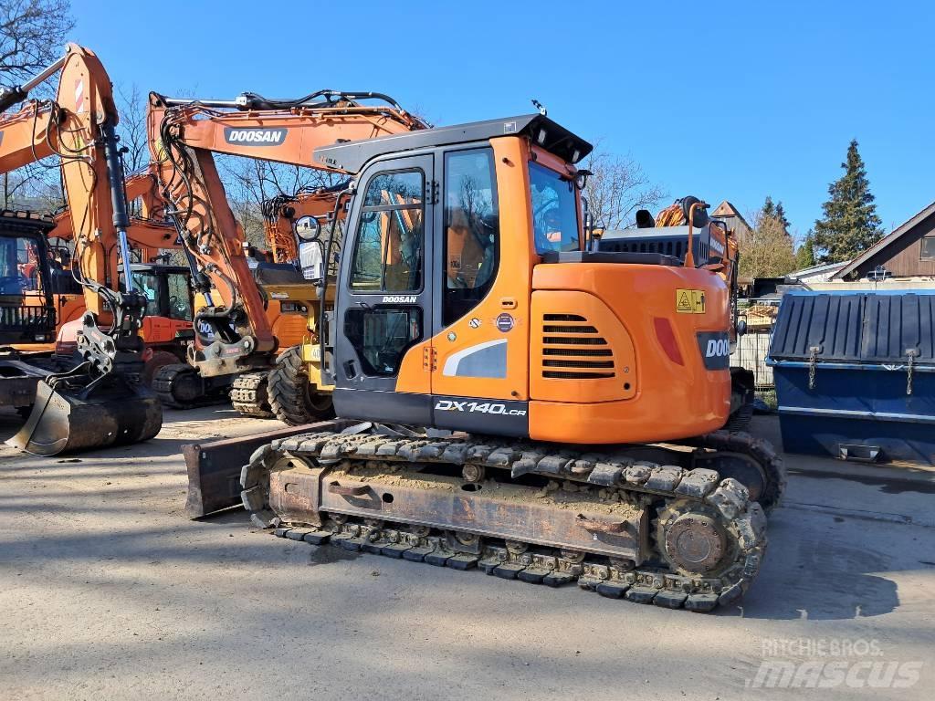Develon DX 140 LCR-5 Bagri goseničarji