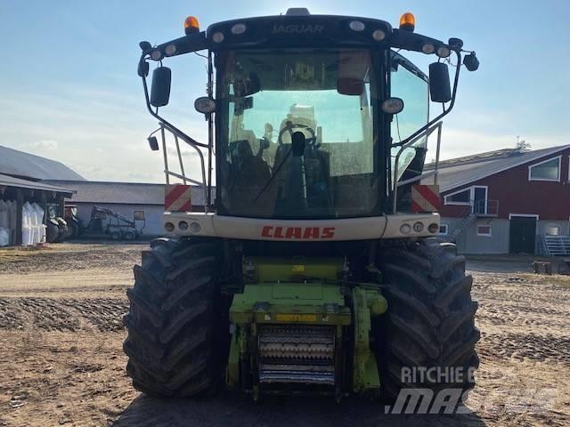 Claas 960 Stroji za krmo na lastni pogon