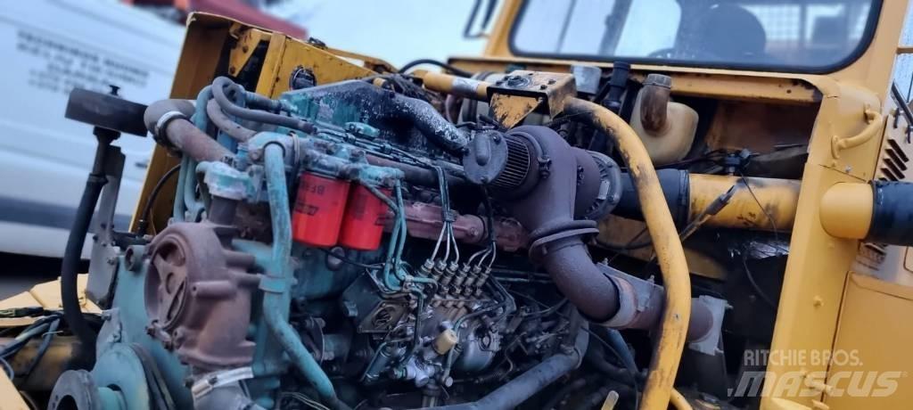 Volvo A 25 C 6x6 Zglobni demperji