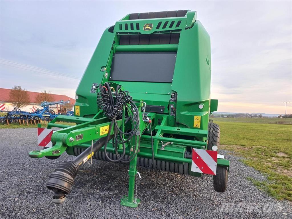 John Deere V461M Balirke (okrogle bale)