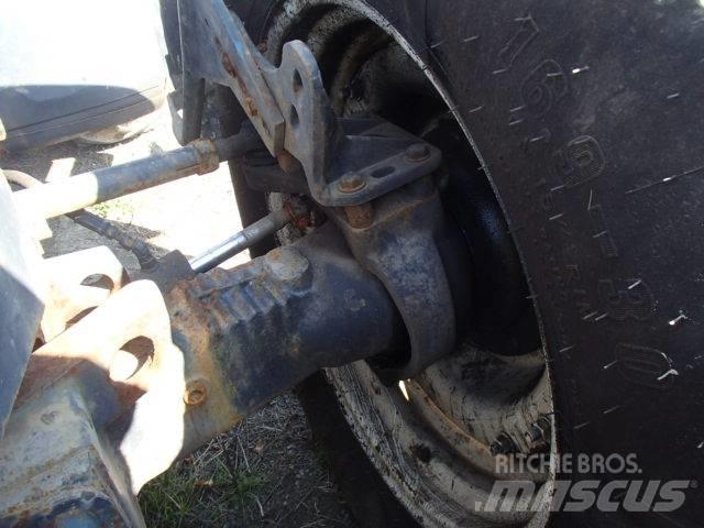 New Holland 8670 Traktorji
