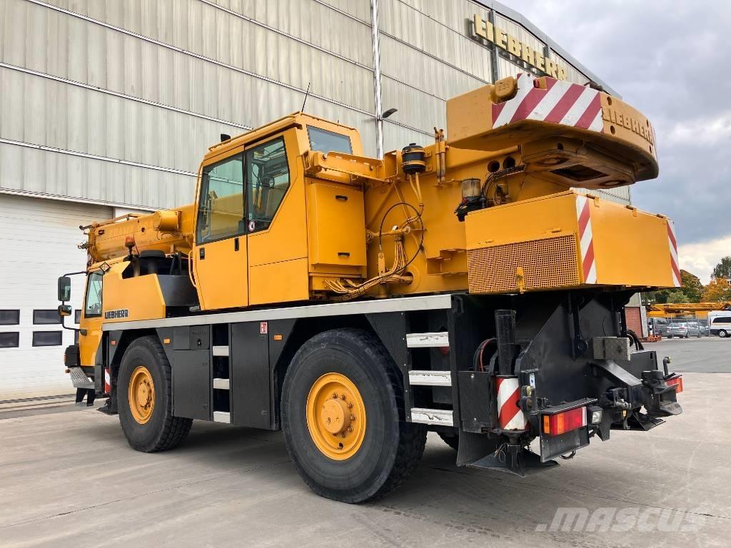 Liebherr LTM 1030-2 Rabljeni žerjavi za vsak teren
