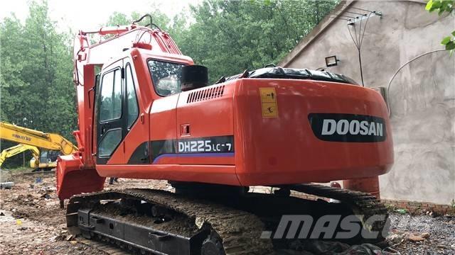Doosan DH225 Bagri goseničarji