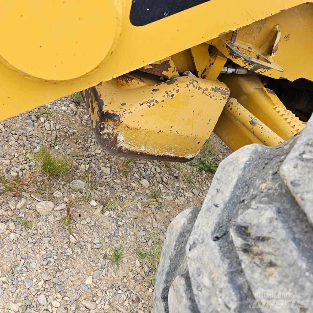 CAT 430E IT Rovokopači