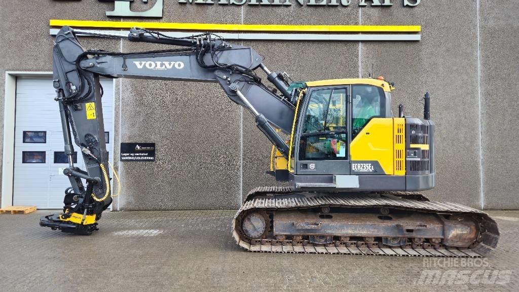 Volvo ECR 235 E L Bagri goseničarji