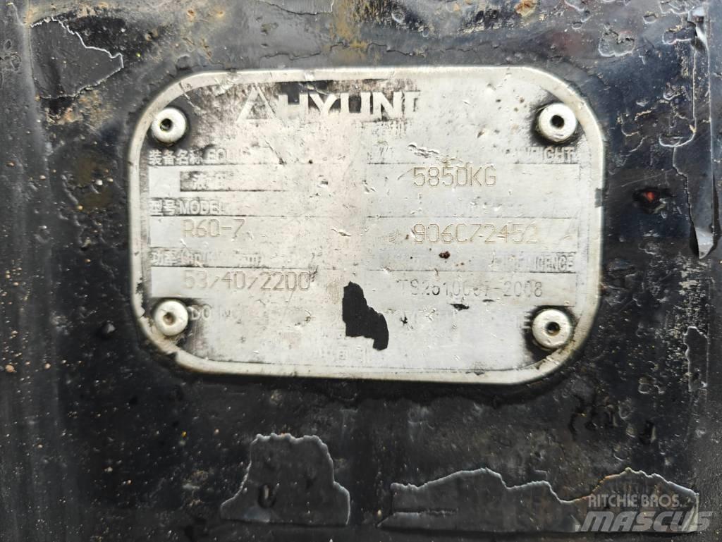 Hyundai R 60-7 Mini bagri <7t