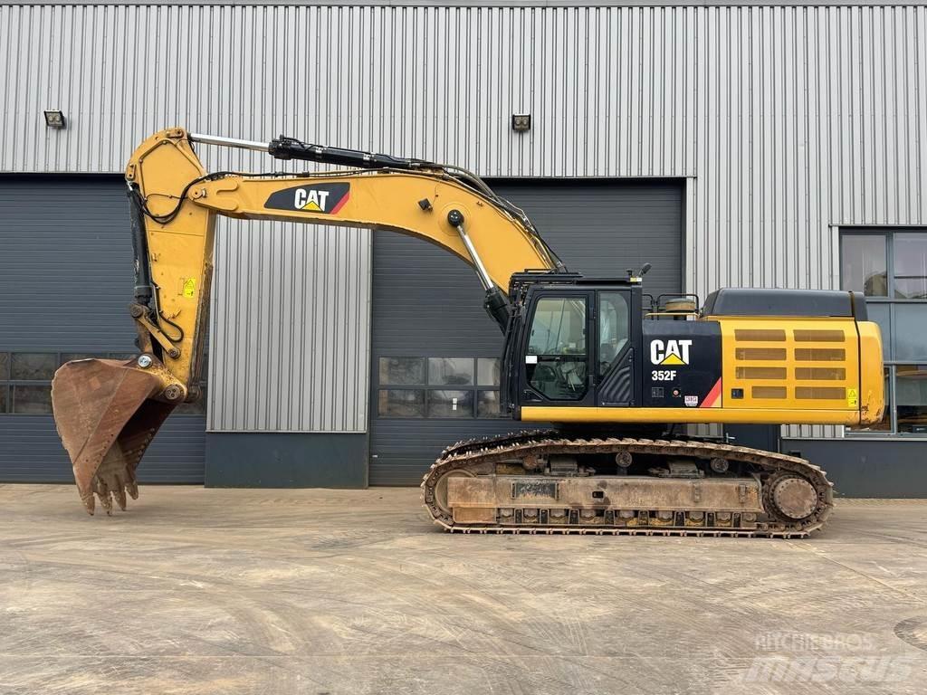 CAT 352F Bagri goseničarji