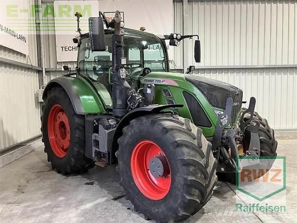 Fendt 700 vario s4 Traktorji
